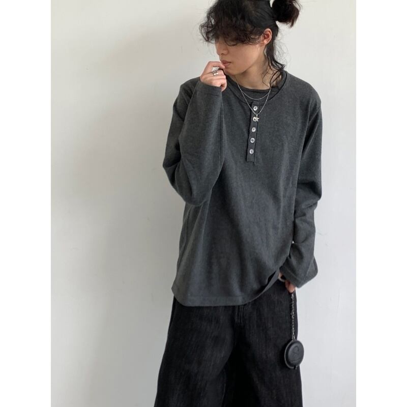 jiwuusボタン付き重ね着風長袖Tシャツ