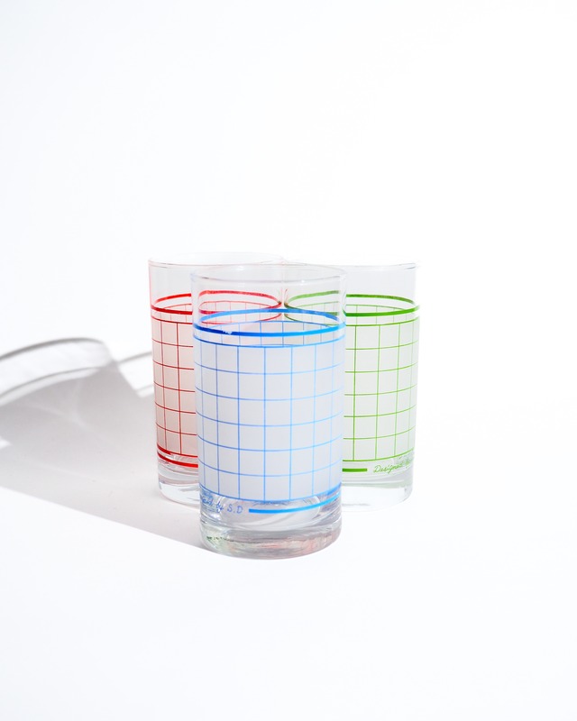 Glass checkered cup