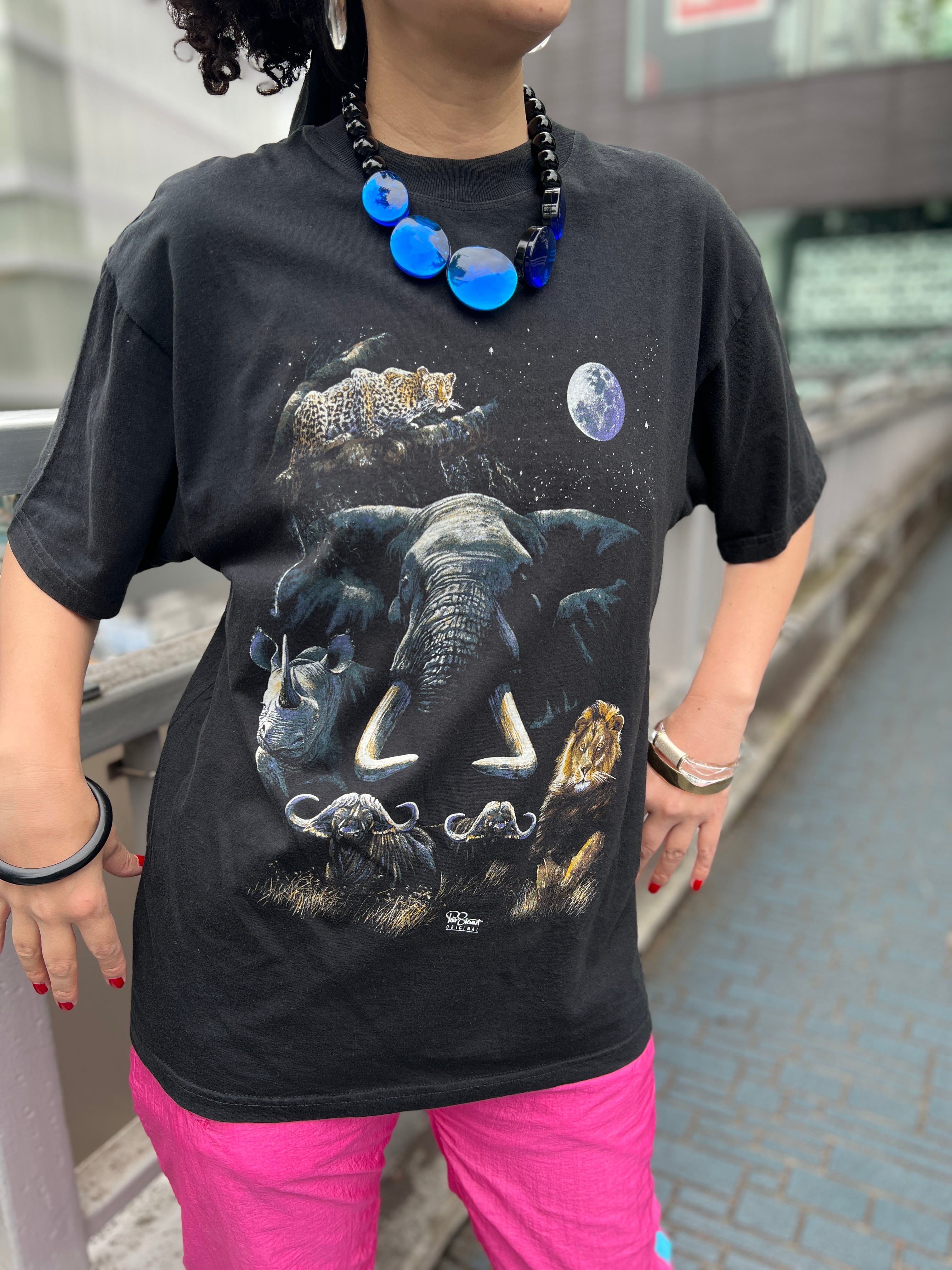 Vintage black animal T-shirt