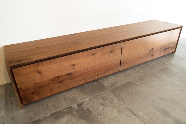 Basil TV Board 180 (Oak)