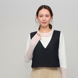 【トレンド感プラス】スプリングツイード・ラウンドヘムベスト ‐　LER-2441D ブラック ‐