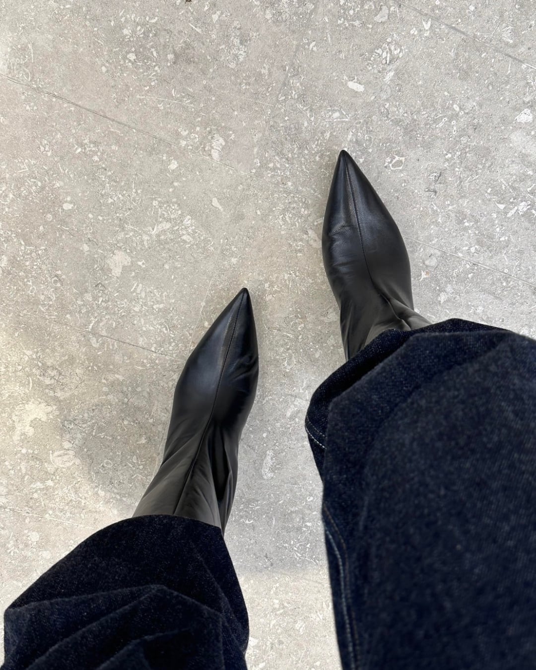 ポインテッドトゥワイドショートブーツ A24194