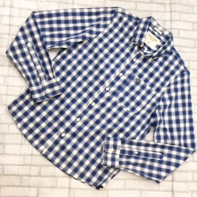 Abercrombie&Fitch　MENS　シャツ　Ｍサイズ