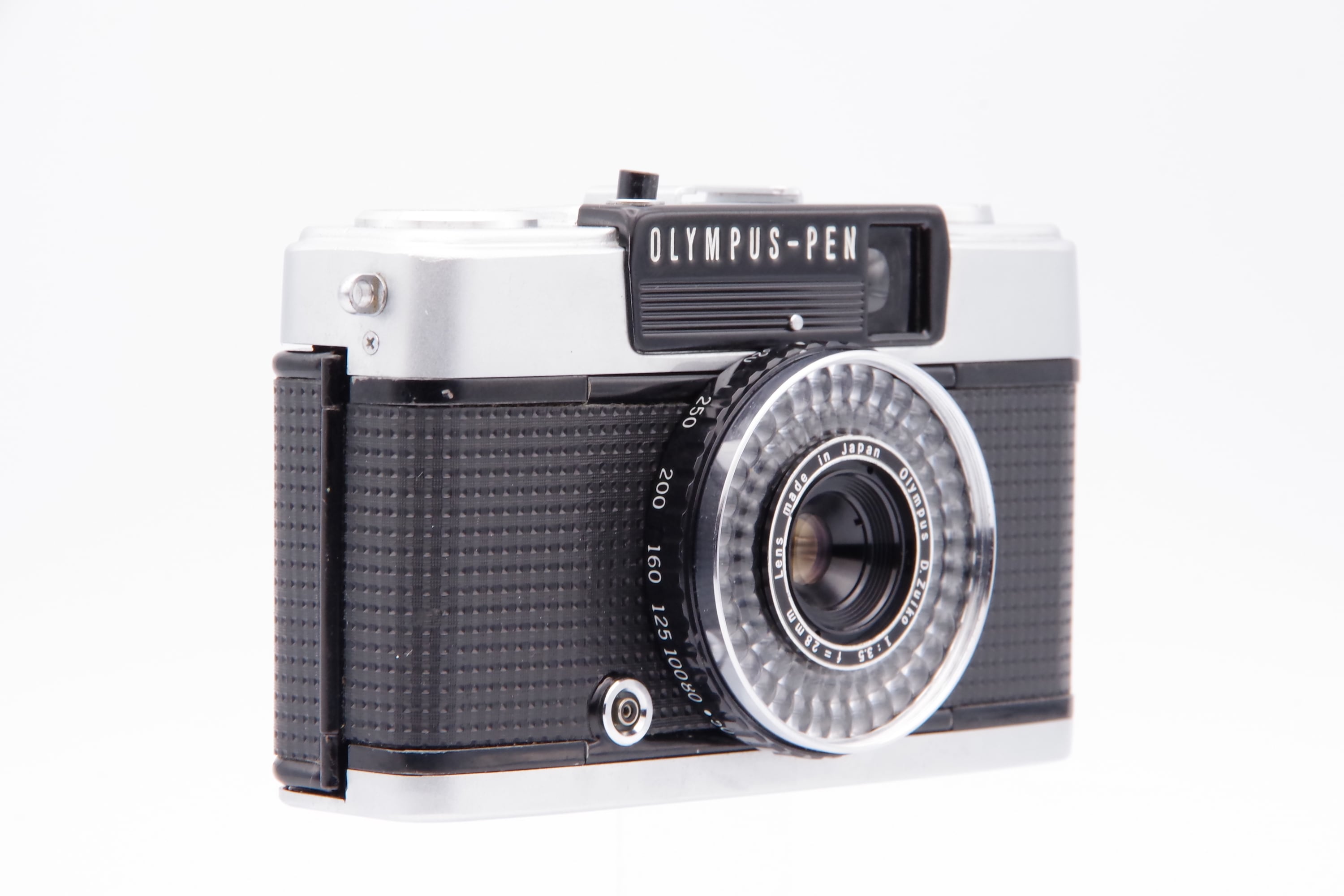 PEN EE-3 / D.Zuiko 28mm F3.5 OLYMPUS オリンパス | 近江寫眞機店