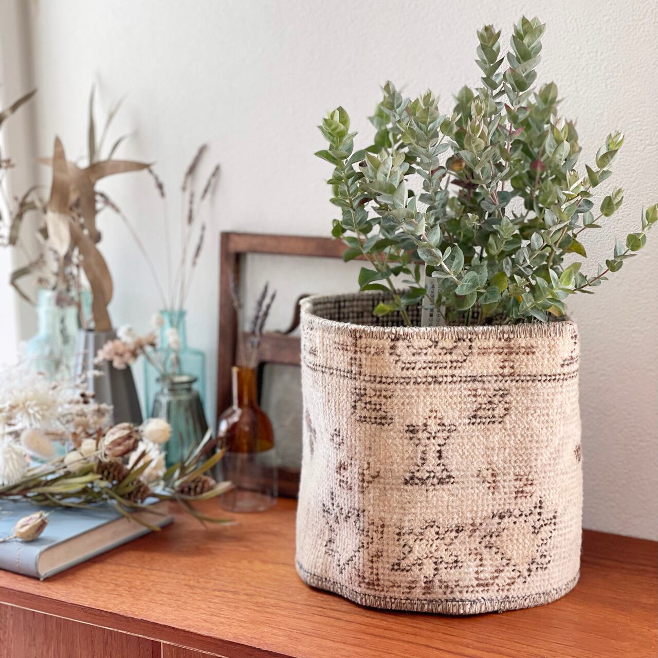 ヴィンテージラグポット鉢カバー｜Lサイズ vintage rug pot * ターキッシュベージュ Turkish beige 18×18  [pl015] | ラグの間　｜　ヴィンテージラグ・ヴィンテージミニラグ専門店 powered by BASE