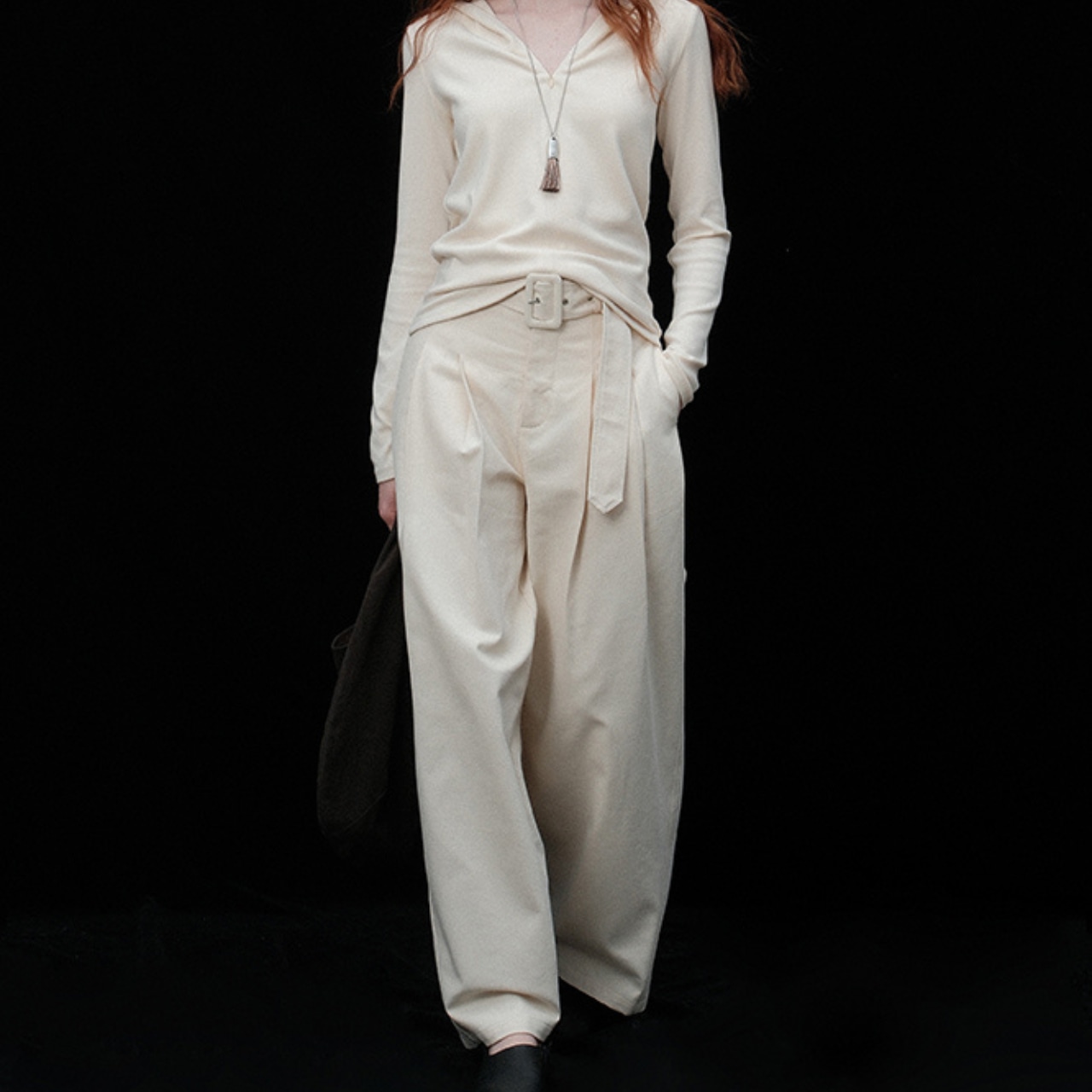 Tuck Wide Belted Pants T3825