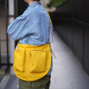 AMIACALVA(アミアカルヴァ) N/C CLOTH BODYBAG YELLOW F009