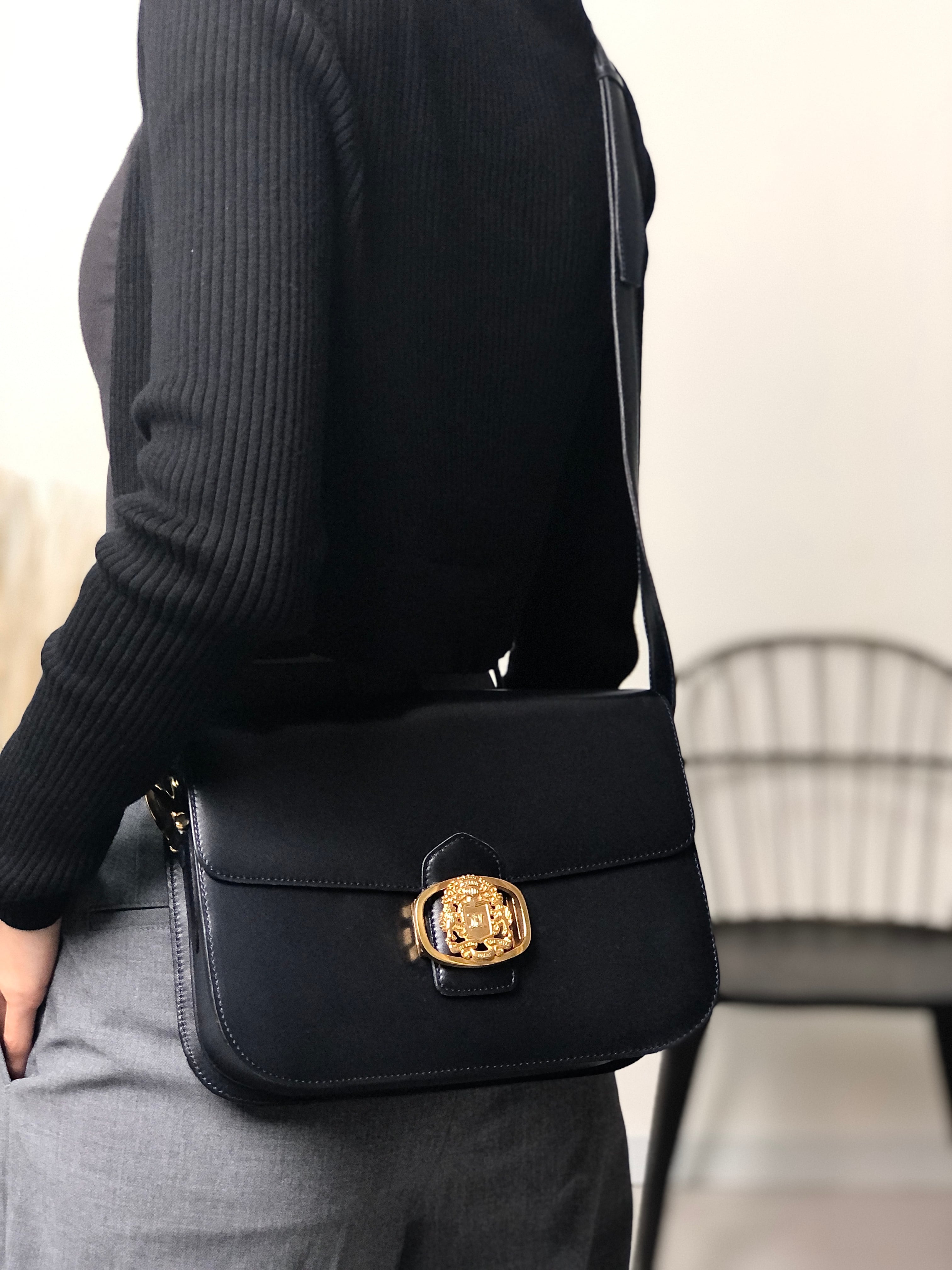 CELINE セリーヌ ショルダーバッグ ダークネイビー ブラゾン