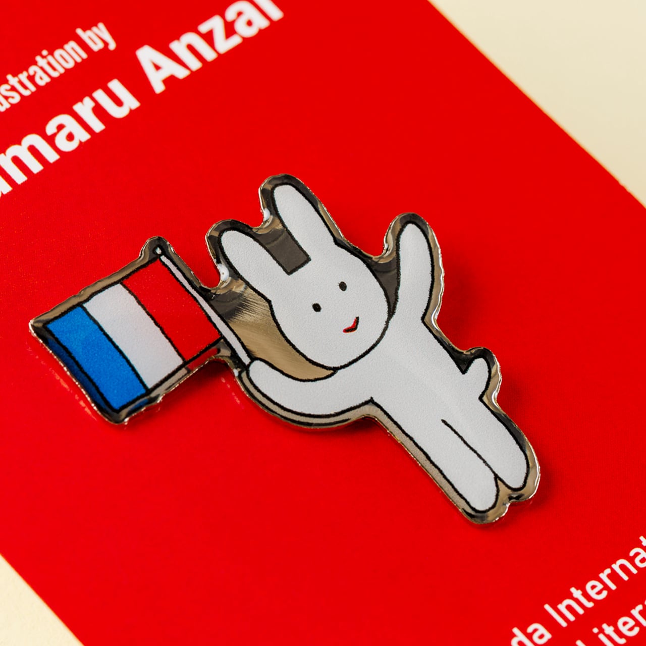 安西水丸 ピンバッジ （ウサギおいしーフランス人） | WIHL SHOP