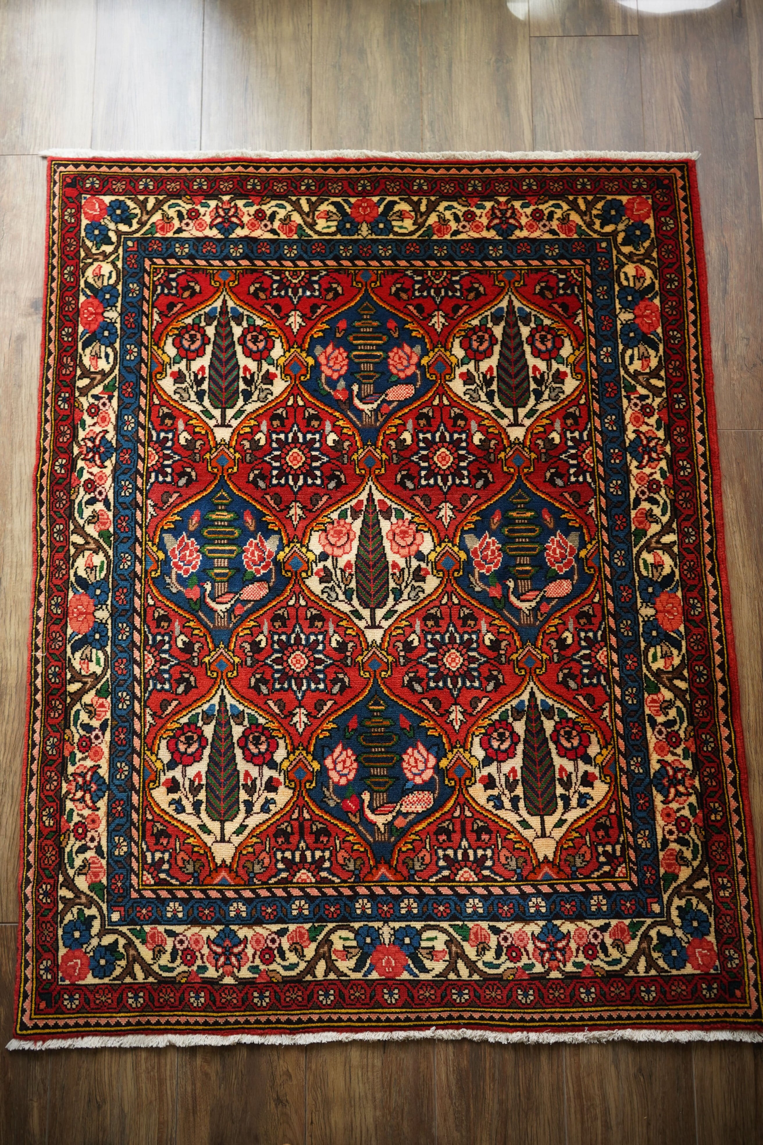 ヴィンテージラグ専門店 TIME RUG （ペルシャ絨毯・トライバルラグ）