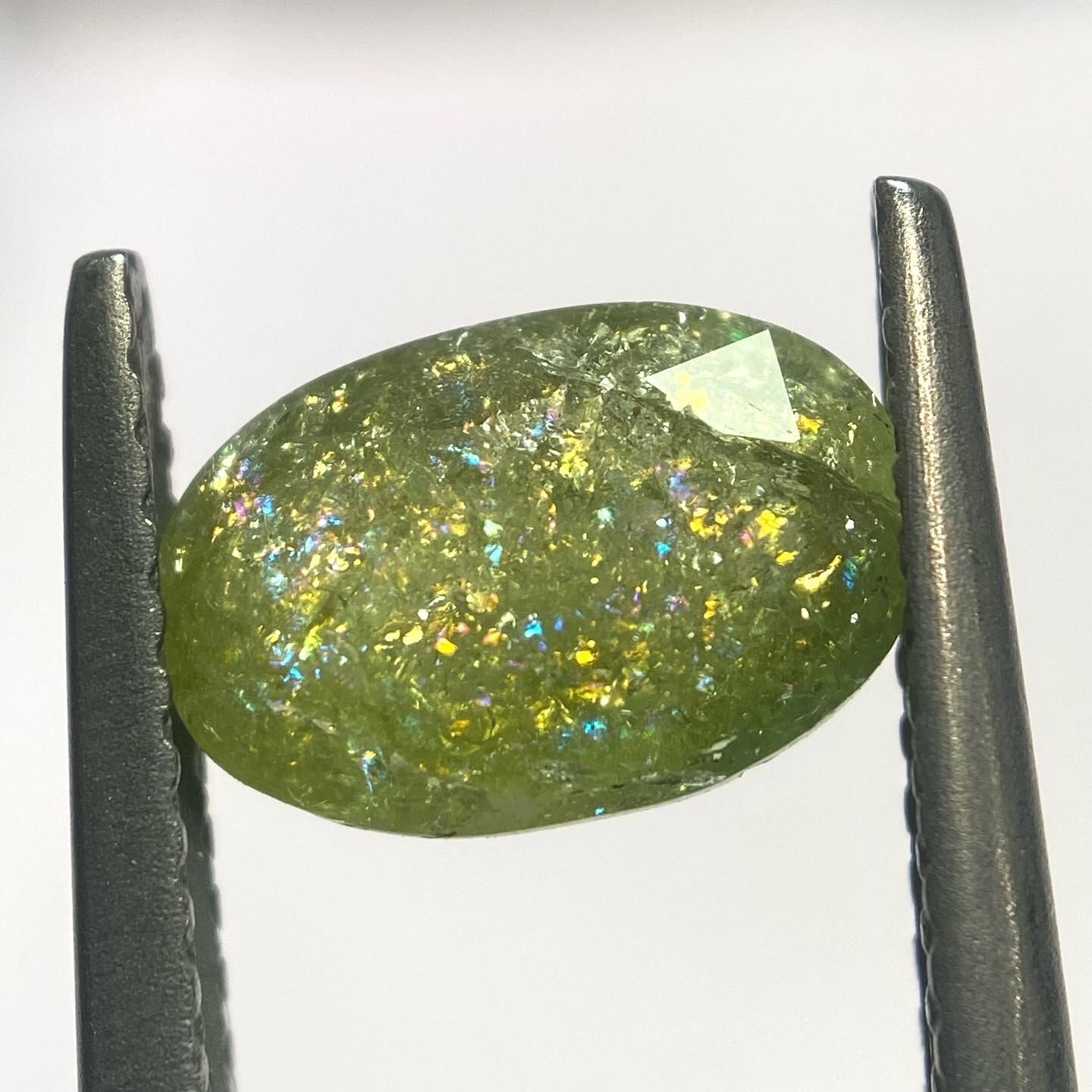 輝く虹 クロムトルマリン