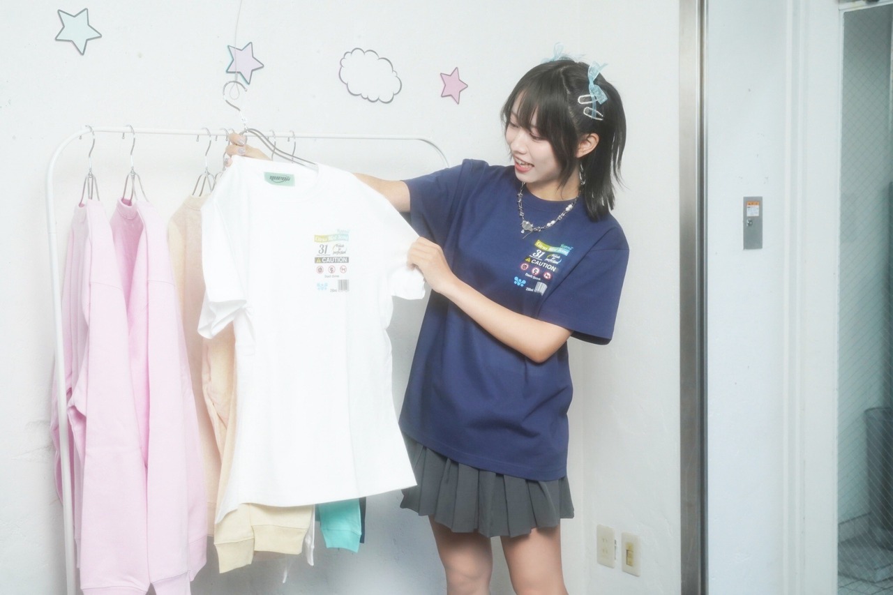 ∴ yuenii laundry T / indigo