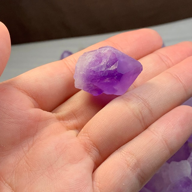 たっぷり約500g♪ シリウスアメジスト・ミニ結晶原石