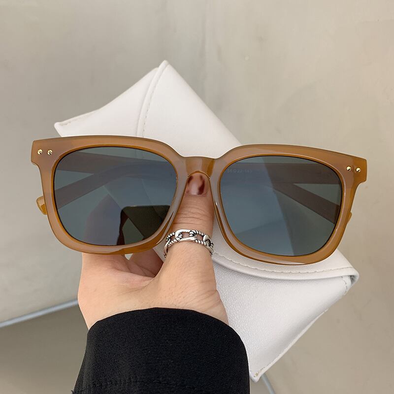 スタンダードレッド レトロ ブラック・アイド・ピーズ31736786505