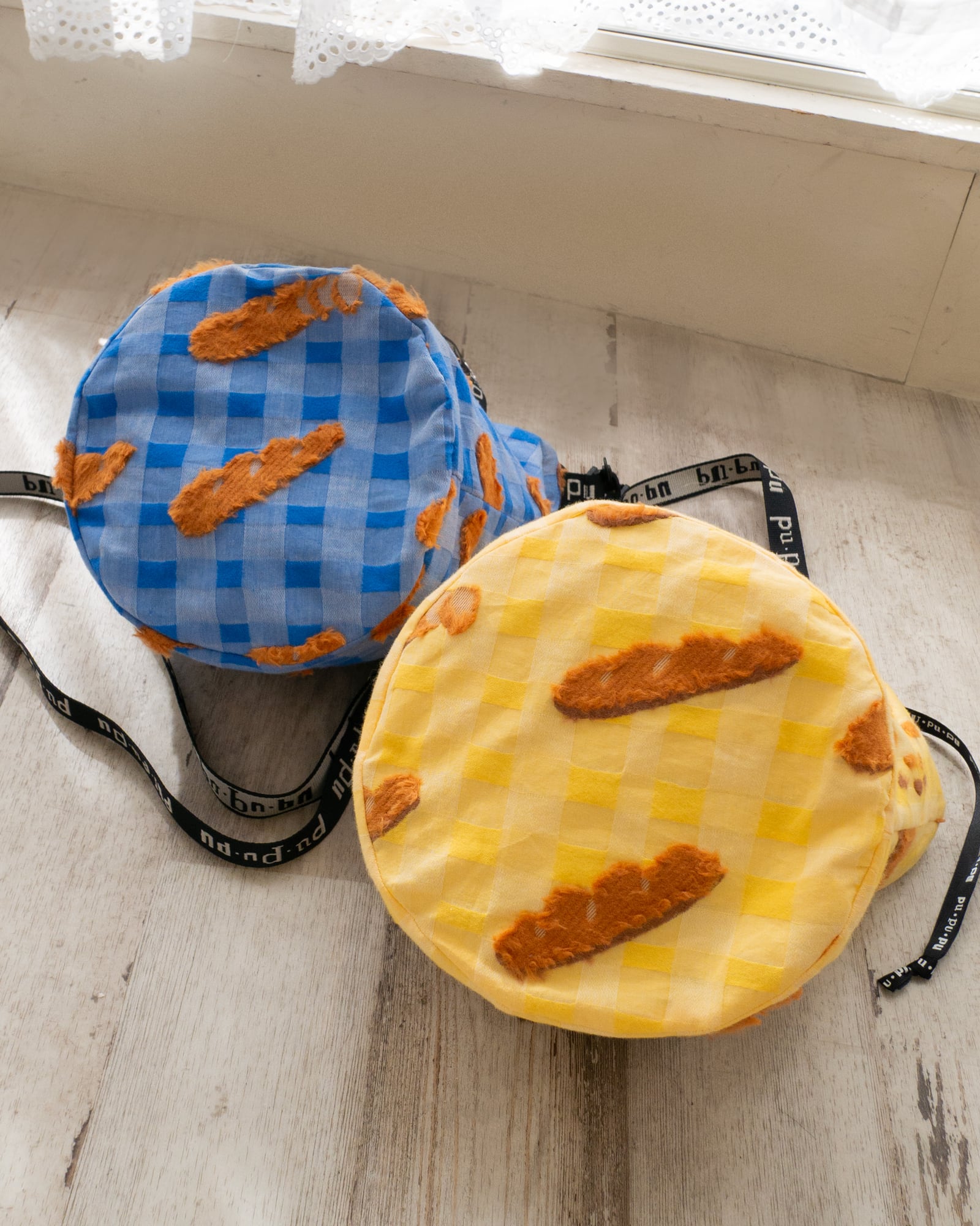 フランスパンのバケツ型トートバッグ