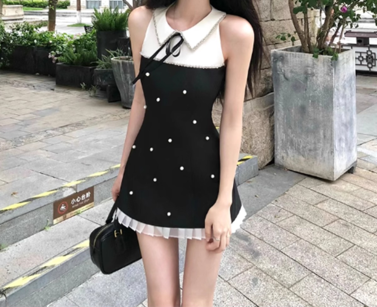 フレンチガーリー♡パールデザインノースリーブ超ミニ丈ワンピース