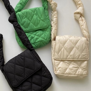 padding shoulder bag 3colors / ぺディン ショルダーバッグ クロス ミニ  肩掛け 韓国雑貨