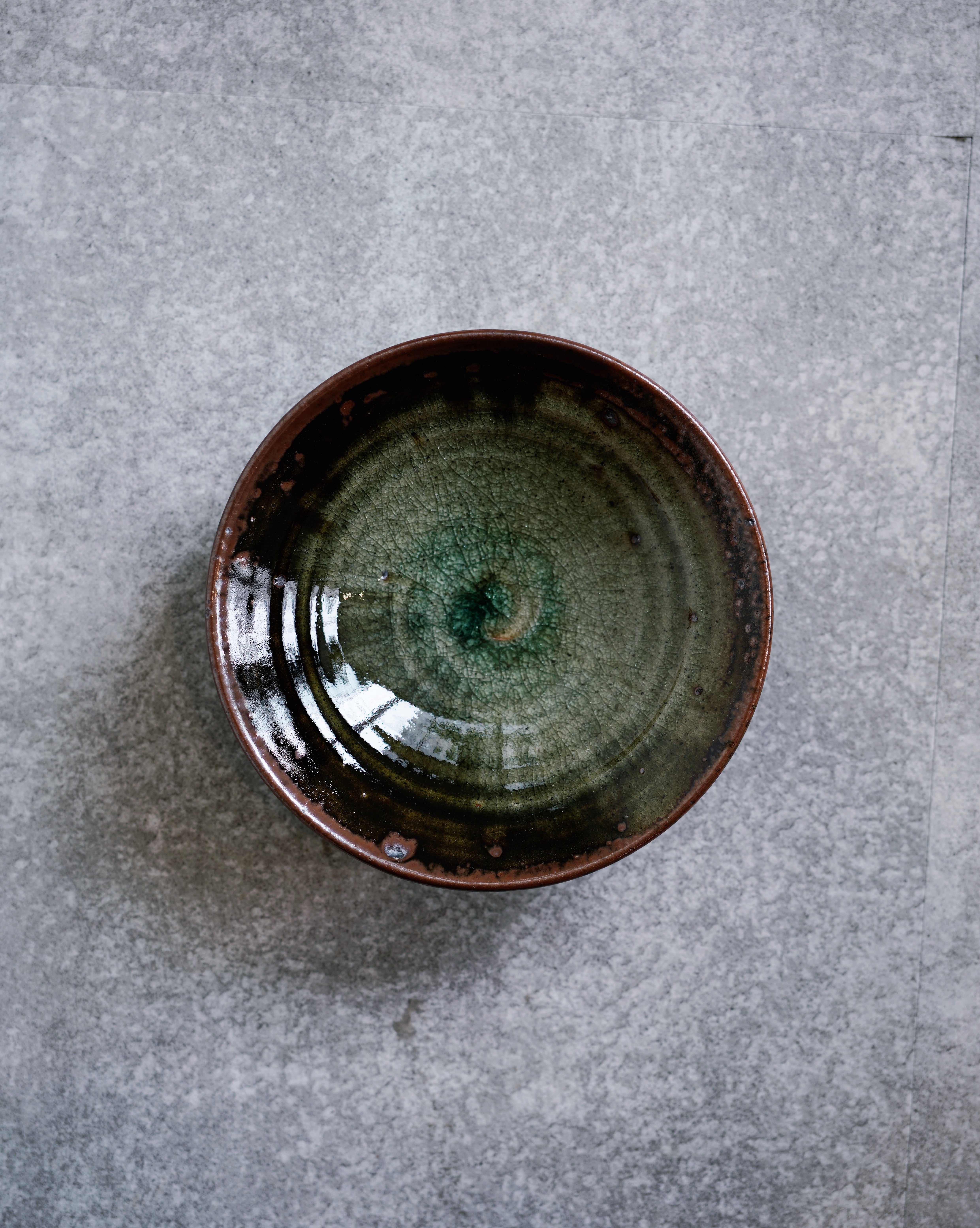 笠掛平鉢 M / 平岡仁