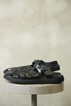 BRADOR -92-874 NERO- / ブラドール レザーサンダル