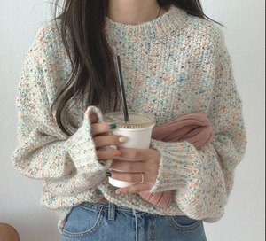 トップス セーター プルオーバー レギュラー丈 長袖 萌袖 レギュラー袖 ラウンドネック ストレート もこもこ ニット ウール 厚手可愛い カジュアル お洒落 大人女子 こなれ感 キュート とろみ感 甘い ドット柄 秋 冬 誕生日 クリスマス 10代 20代 30代 40代 女性用 ママ OL 通勤 学生 通学 デート 公園デビュー 女子会 休日 アウトドア イベント 旅行 高原 ホテル レストラン ショッピング 重ね着 コーデ 楽ちん 暖かい ギフト 韓国風 S M L ライトピンク アプリコット