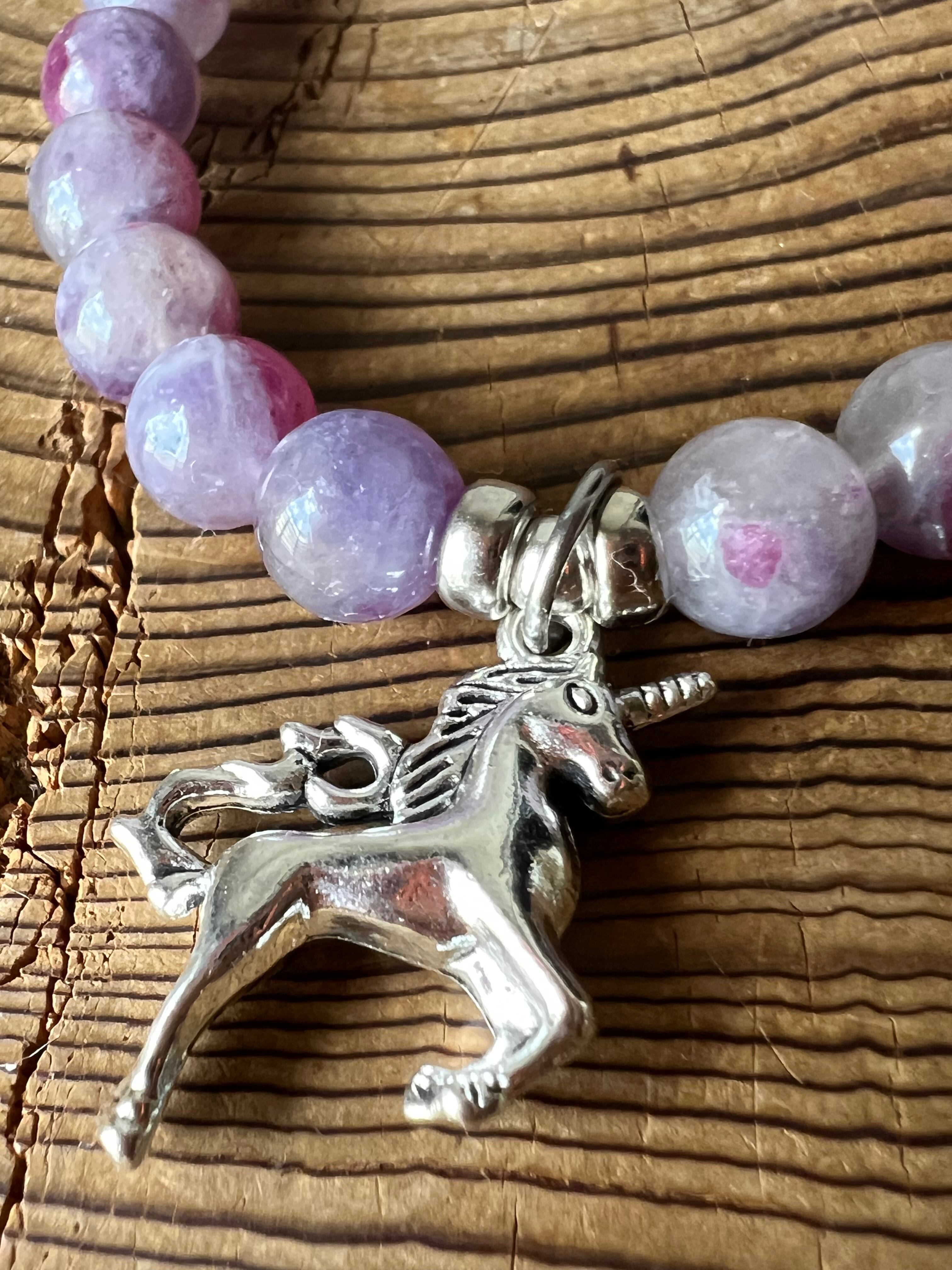 【十分だね 満ちてるね】ユニコーンストーンブレス 8㎜ チャーム付