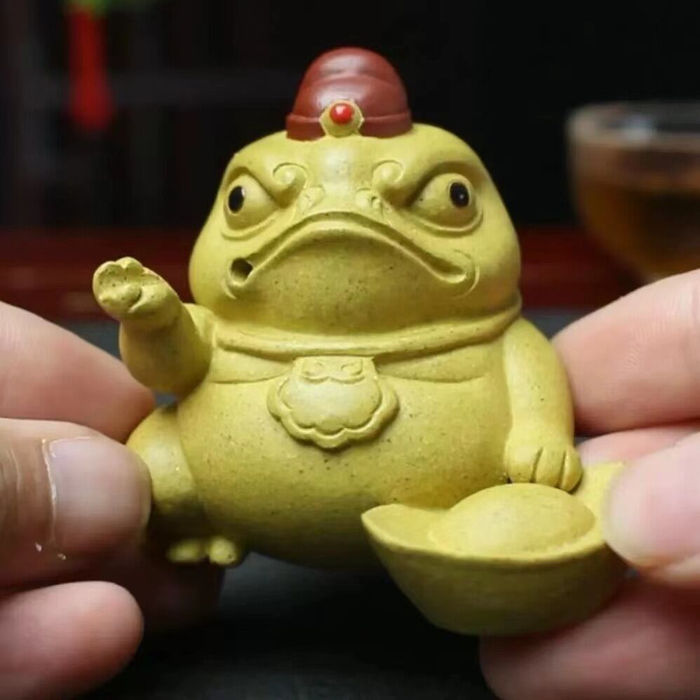 蛙 カエル 置物 オブジェ 黄色 イエロー 可愛い 財運 金運 開運 運気