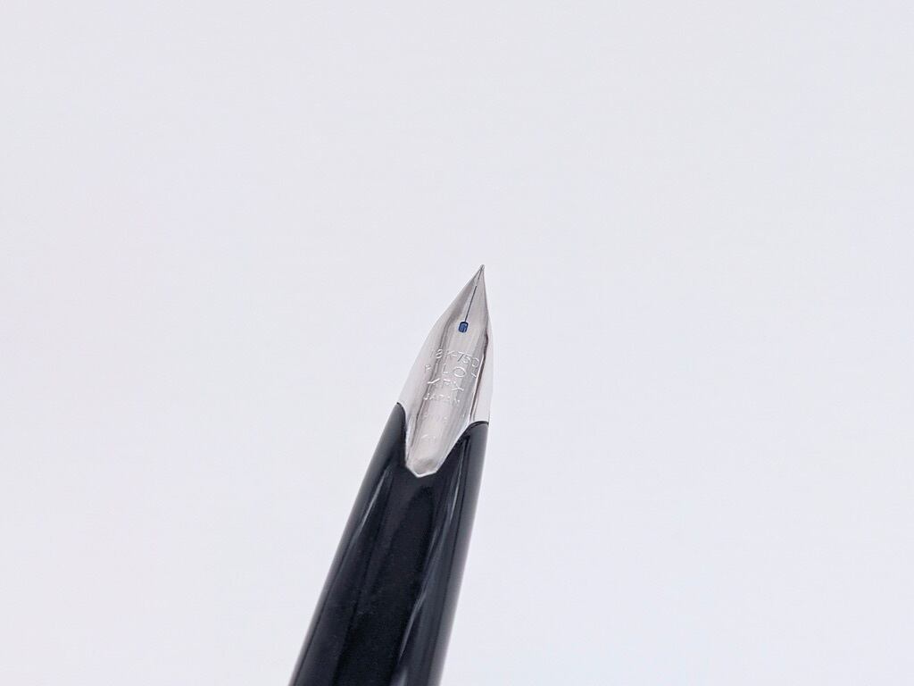 試筆のみ　1978年製　18金　蝕刻　パイロット　エリート　万年筆　細字　備品付 試筆のみ 1978年製 18金 蝕刻 パイロット エリート 万年筆 細字