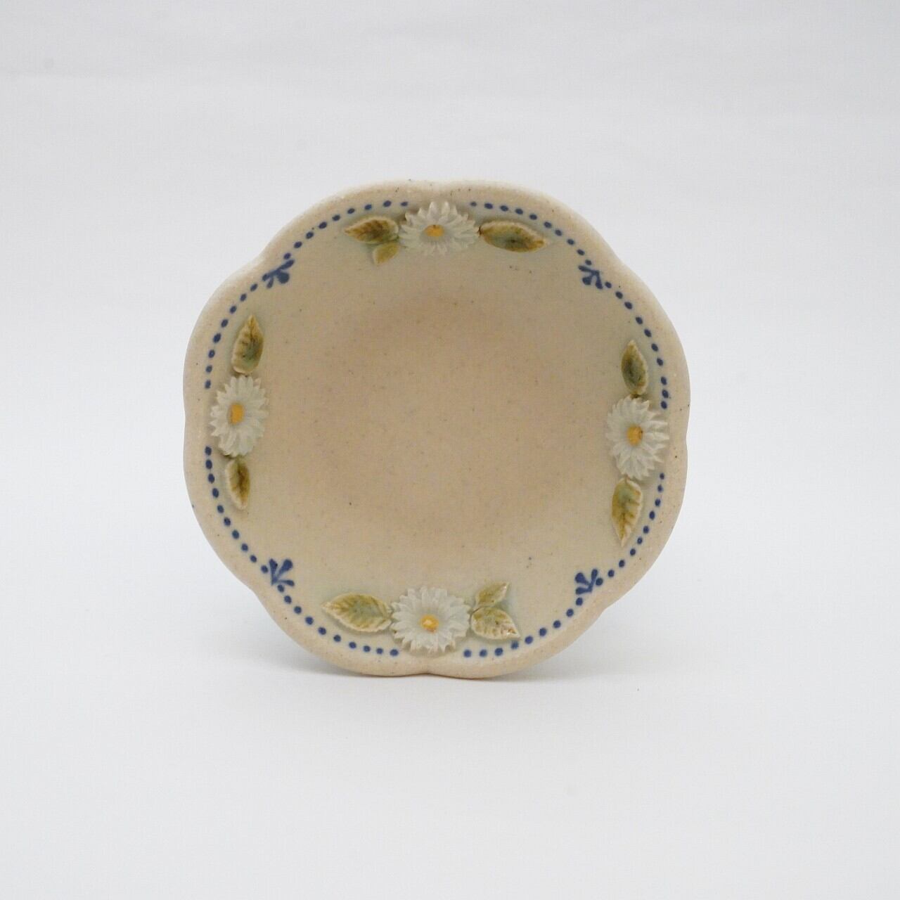【谷口なづみ】レリーフデイジー輪花小鉢 7-A