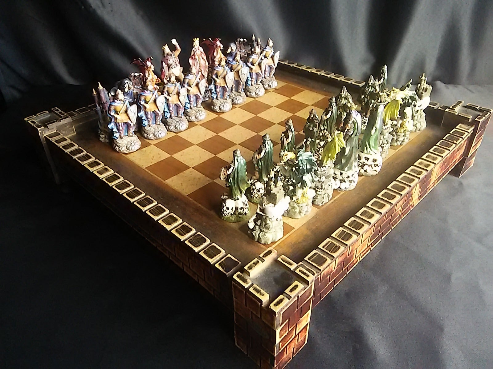 新作モデル ドラゴンのチェス テーブルゲーム ホビー Www Pastosbons Ma Gov Br