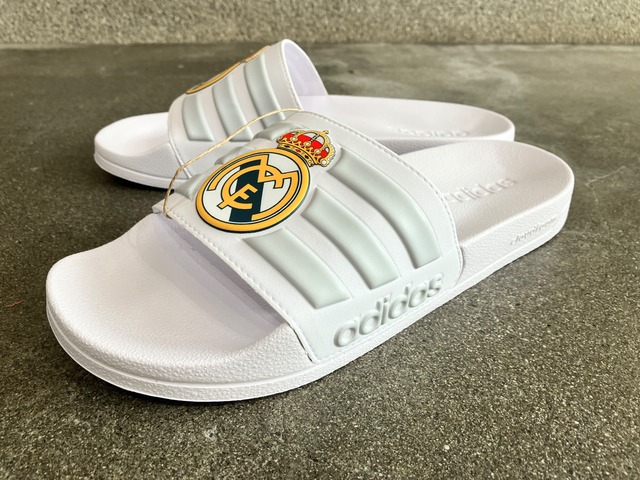 ADIDAS ADILETTE SHOWER REAL MADRID SLIDES (CLOUD WHITE)