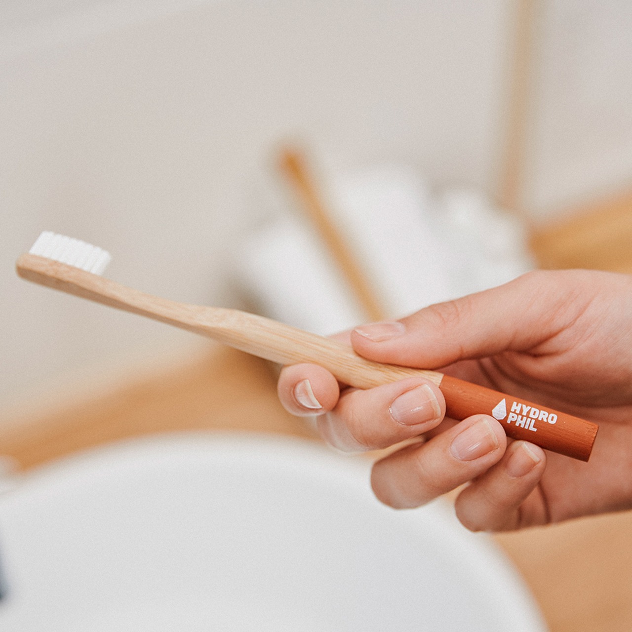 トゥースブラシ ミディアム レッド