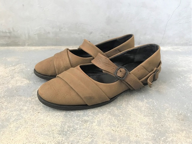 The Viridi-anne leather sandals