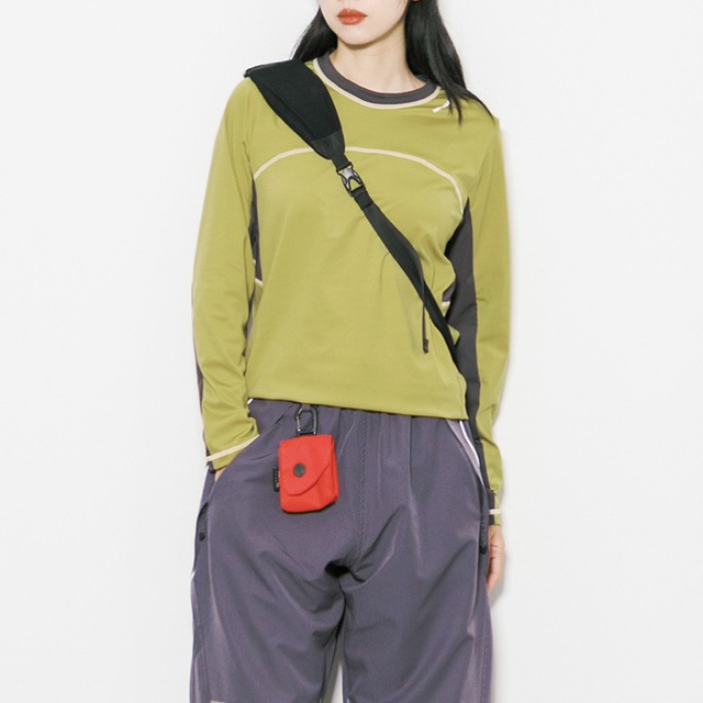 ステッチデザインプルオーバー C00772