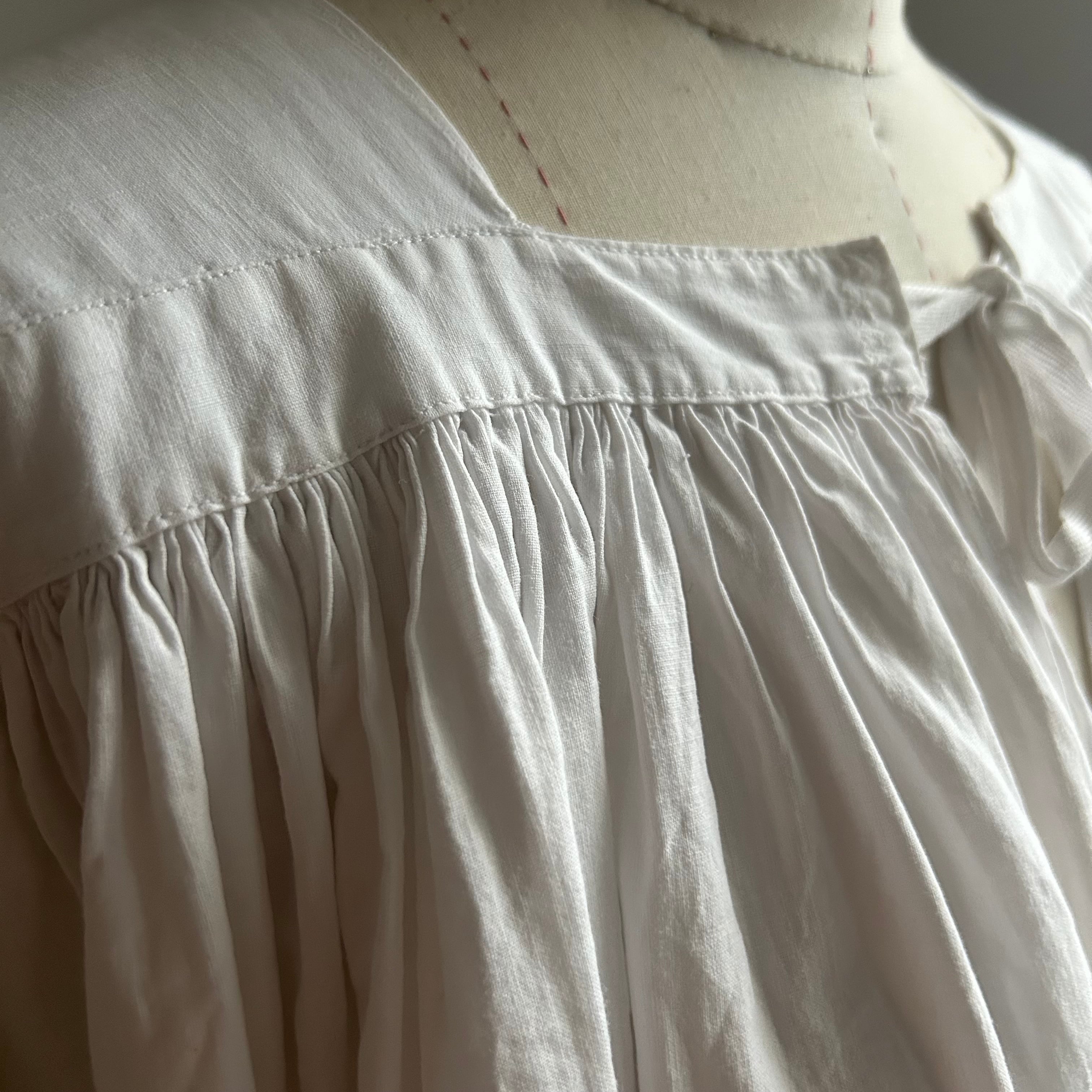 アンティークチャーチスモック ミドル | Lucy vintage silver アンティークチャーチスモック ミドル | Lucy vintage silver