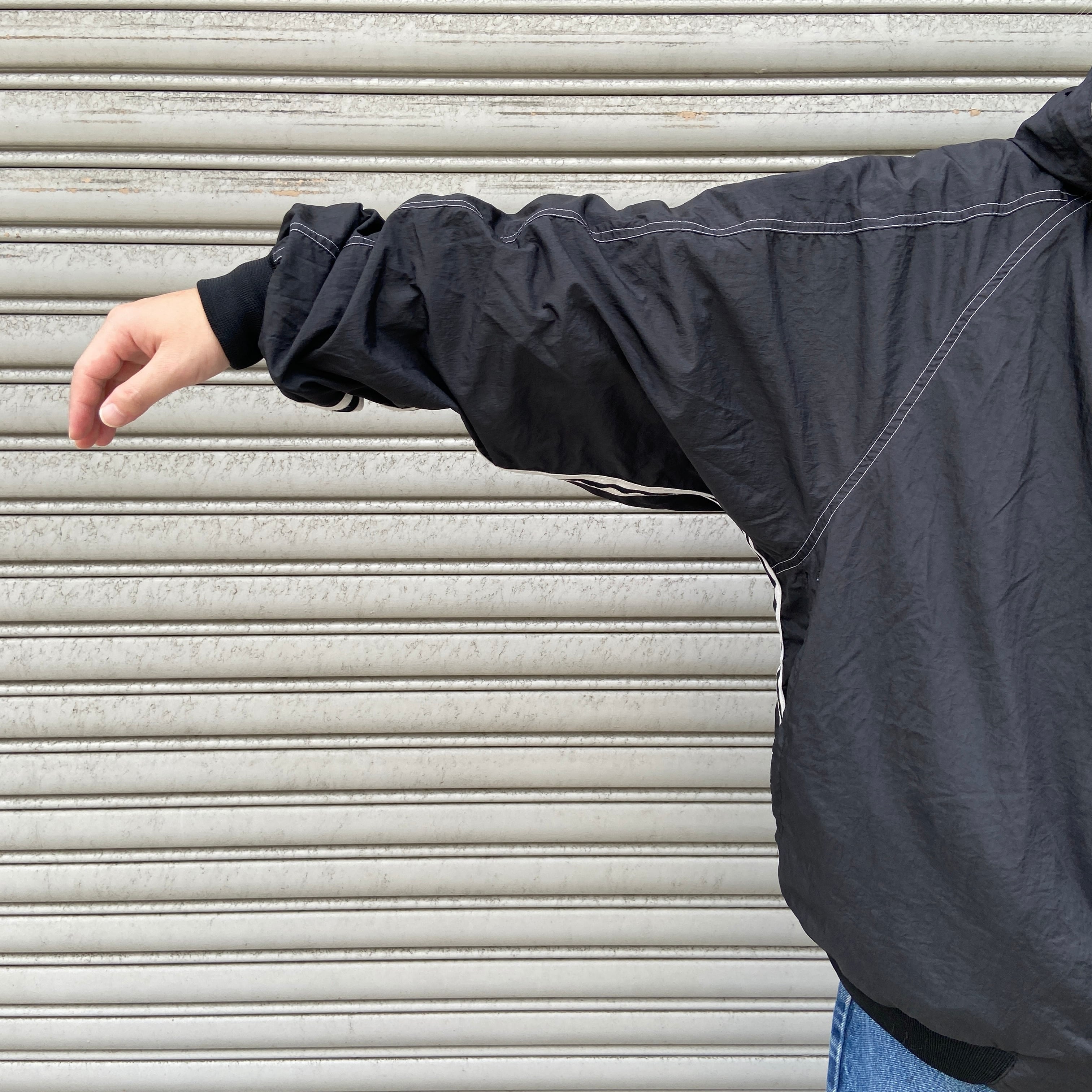 90s NIKE ナイキ 白タグ ナイロンフード付きジャケット 黒 XL 90s NIKE ナイキ 白タグ ナイロンフード付きジャケット 黒 XL