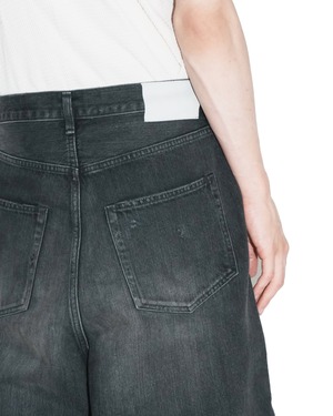 ssstein "BAGGY DENIM SHORT PANTS 〔BLACK〕"