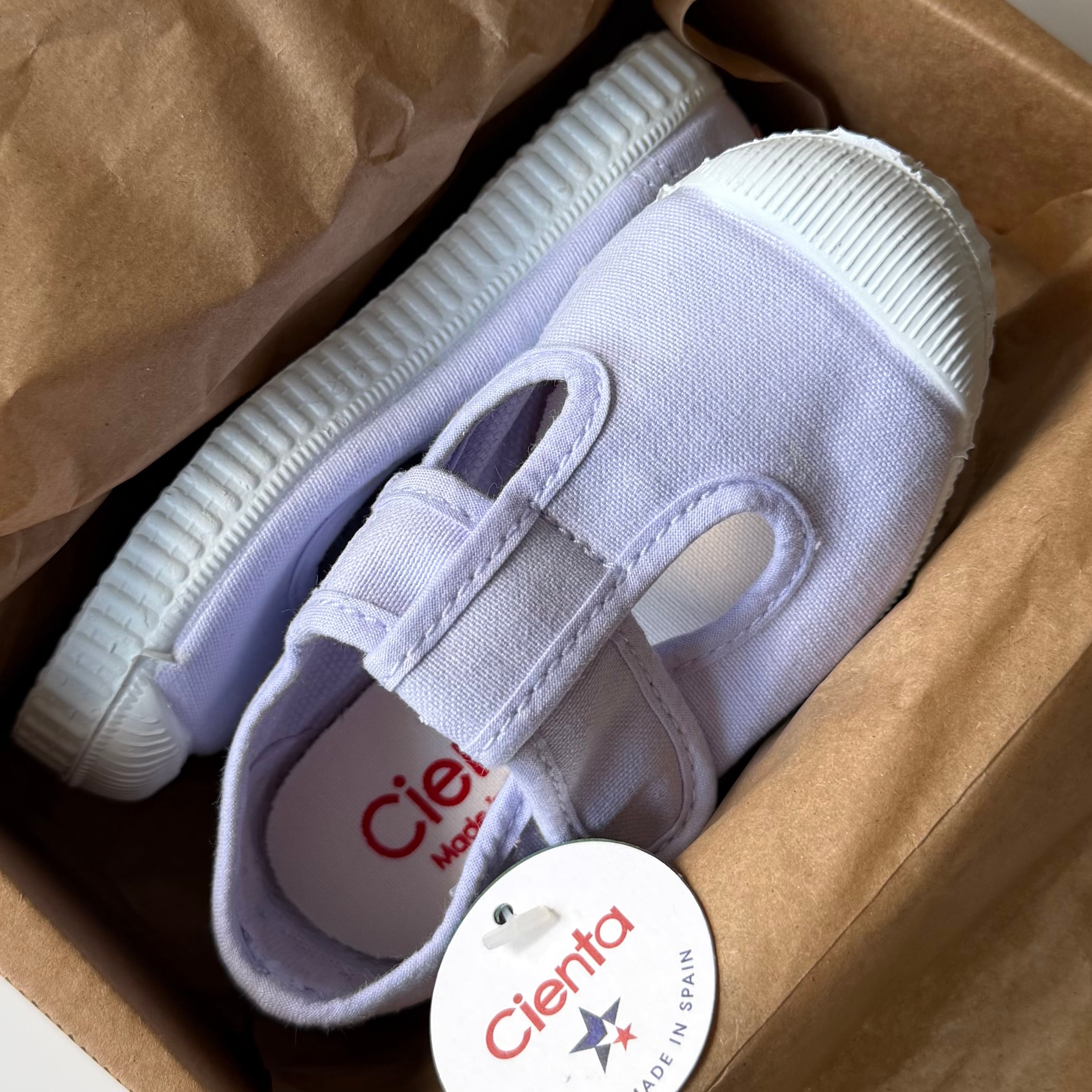 Cienta・Tストラップ(LILA)7799713