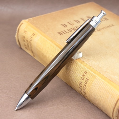 「時代を超える懐古的素材 エボナイト 唐茶色・Pencil 0.5mm」手作りシャープペン Viriditas 手作りペン