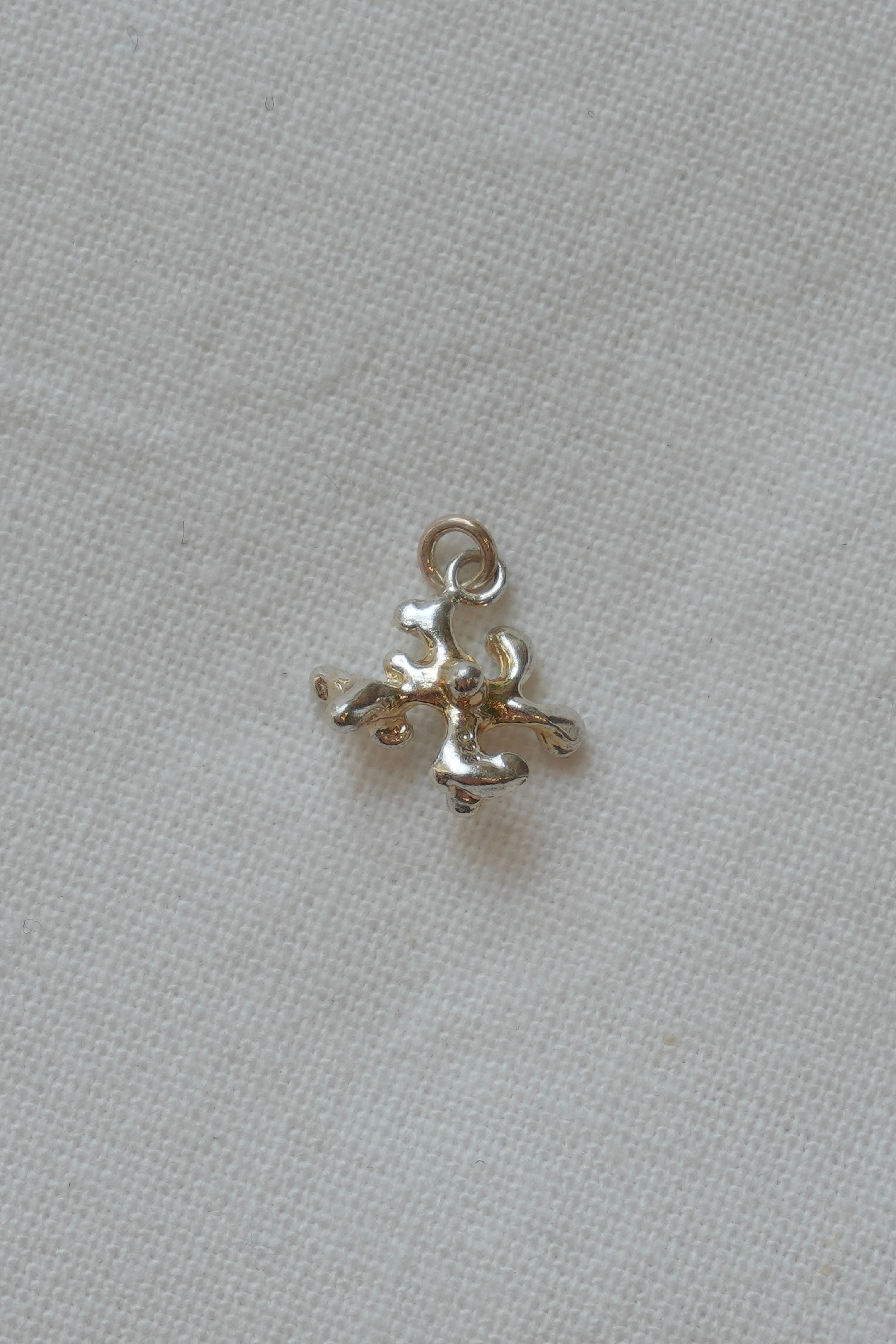 chain "sango" ( silver )