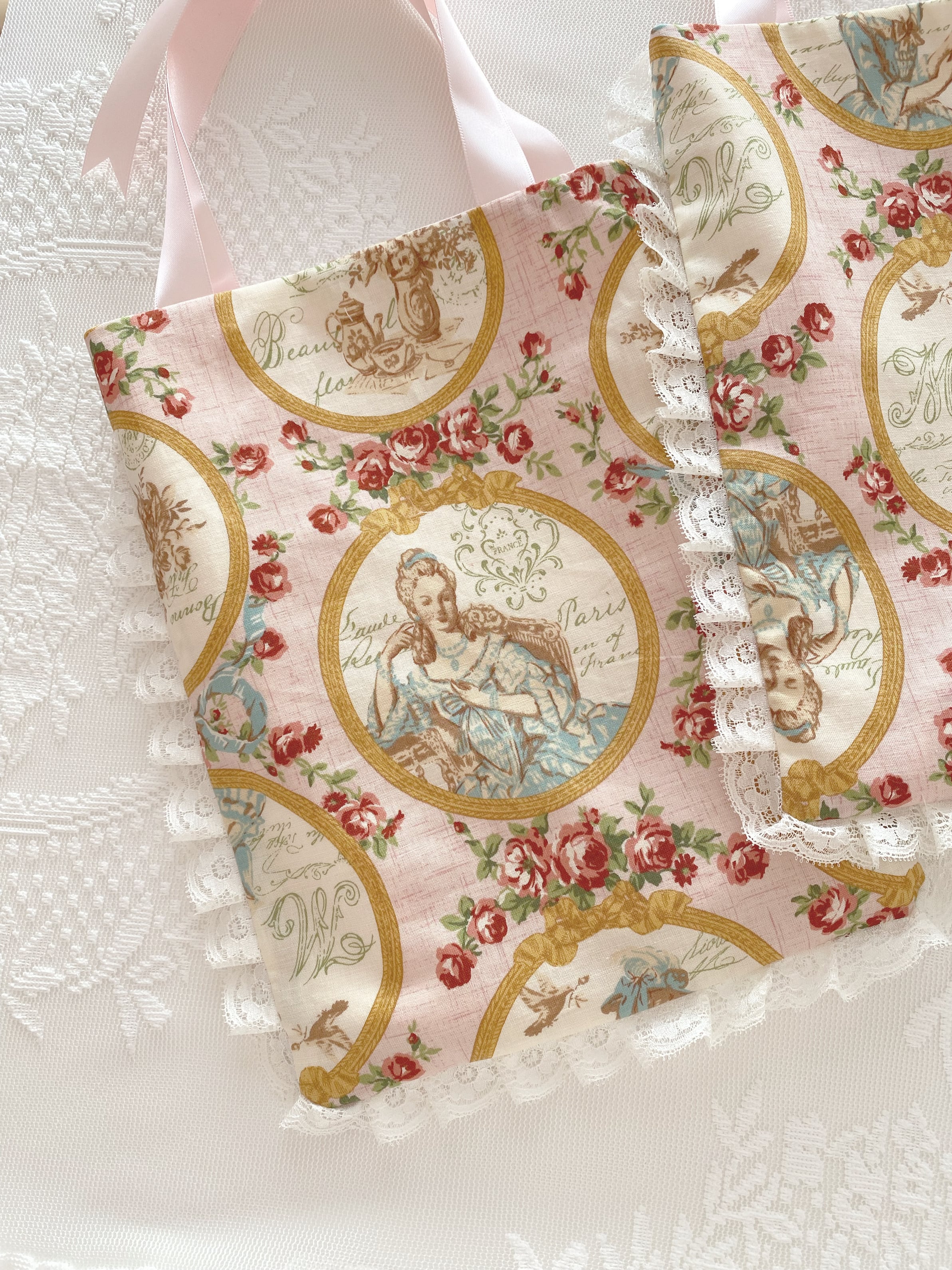 Marie Antoinette mini bag