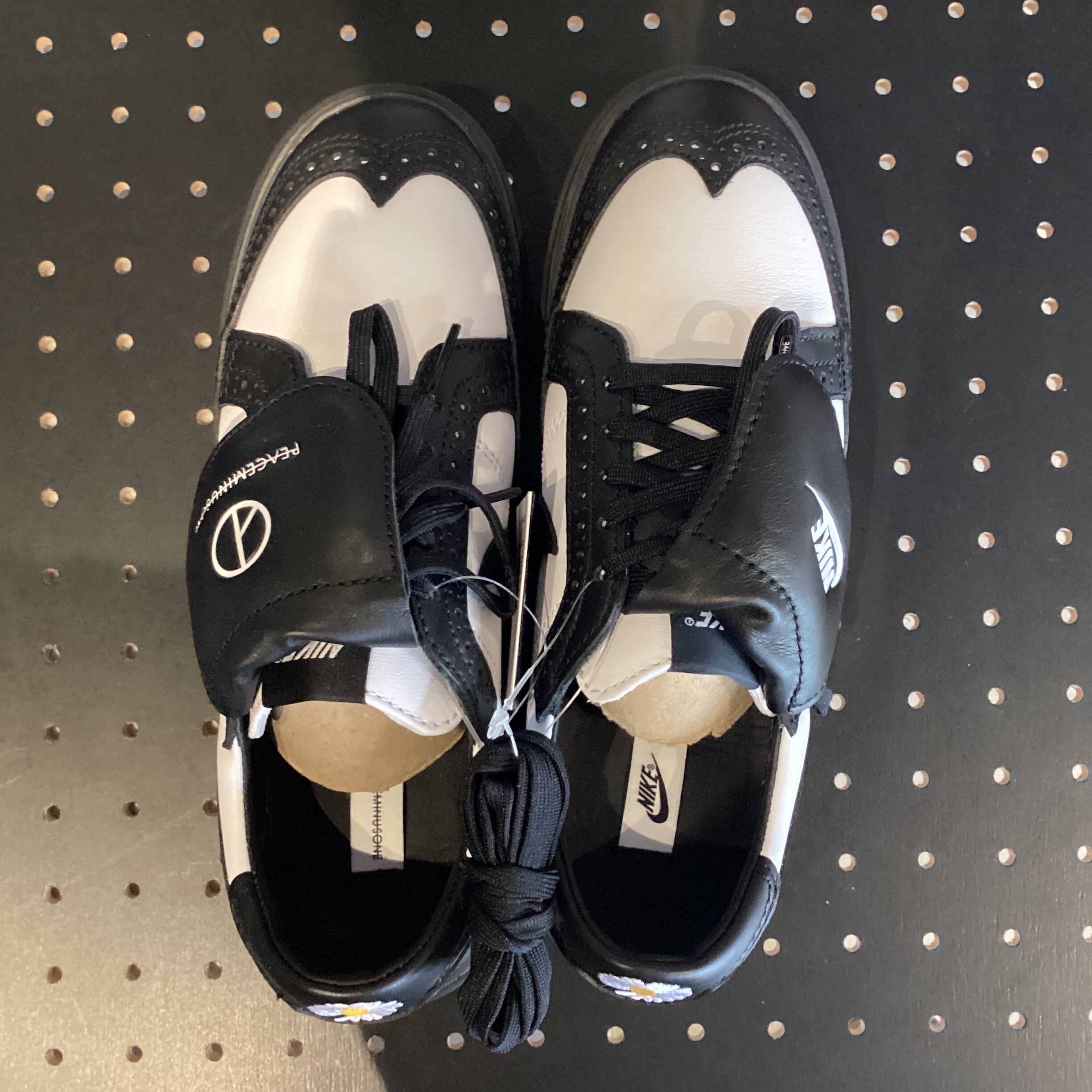 PEACEMINUSONE × Nike Kwondo 1 