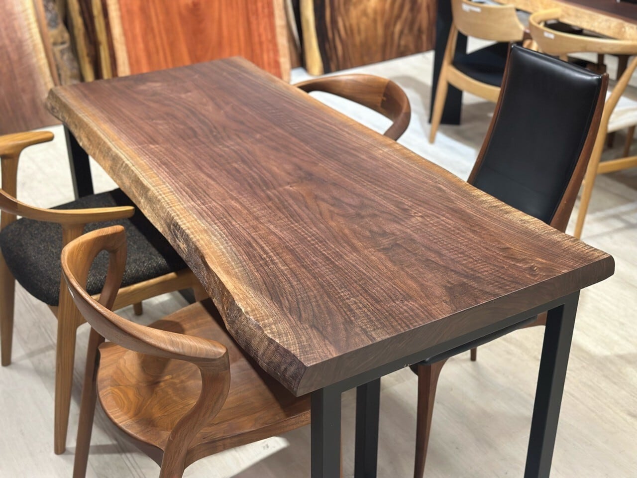 ウォールナット_1500×600-630-680×53_浅草本店_テーブル天板/一枚板
