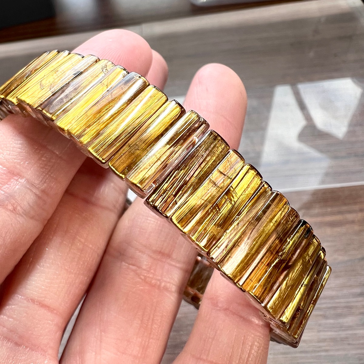 トップクオリティ タイチンルチル バングル 箱入り 1 ゴールドルチル 