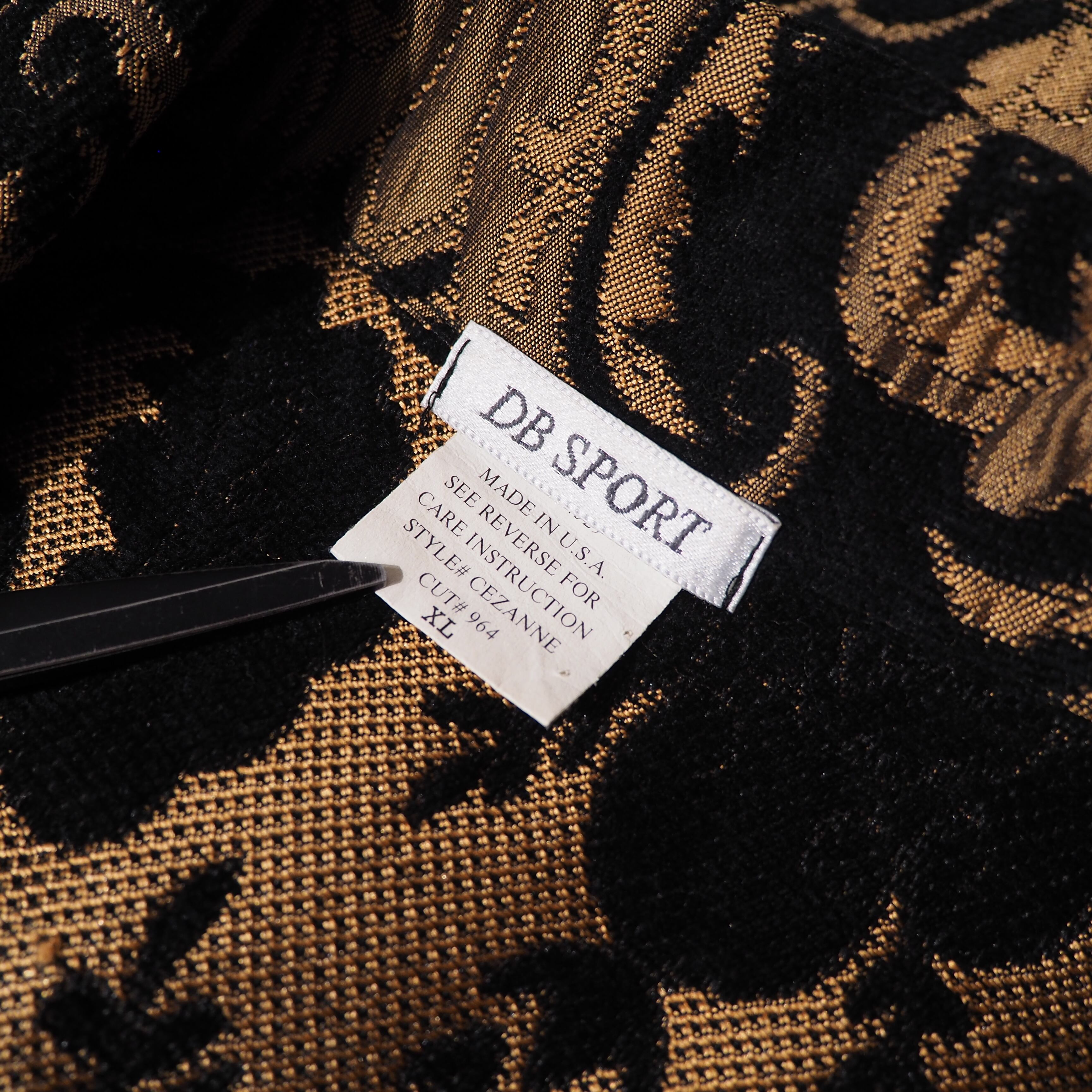 Black shiny × luxury pattern gobelin weaving vintage jacket (made in Usa)