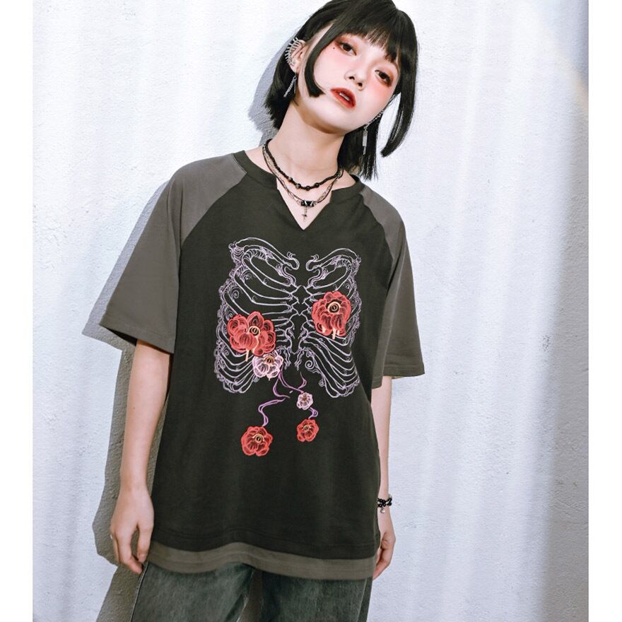 サブカル 服 地雷系 通販 チャイナ風服 チャイナ風服 古怪舎 Tシャツ 半袖トップス Vネック ラグラン プリント 闇かわいい