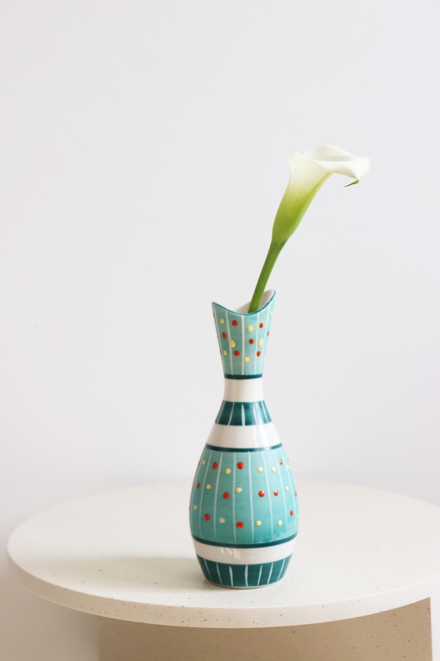 Paint vase