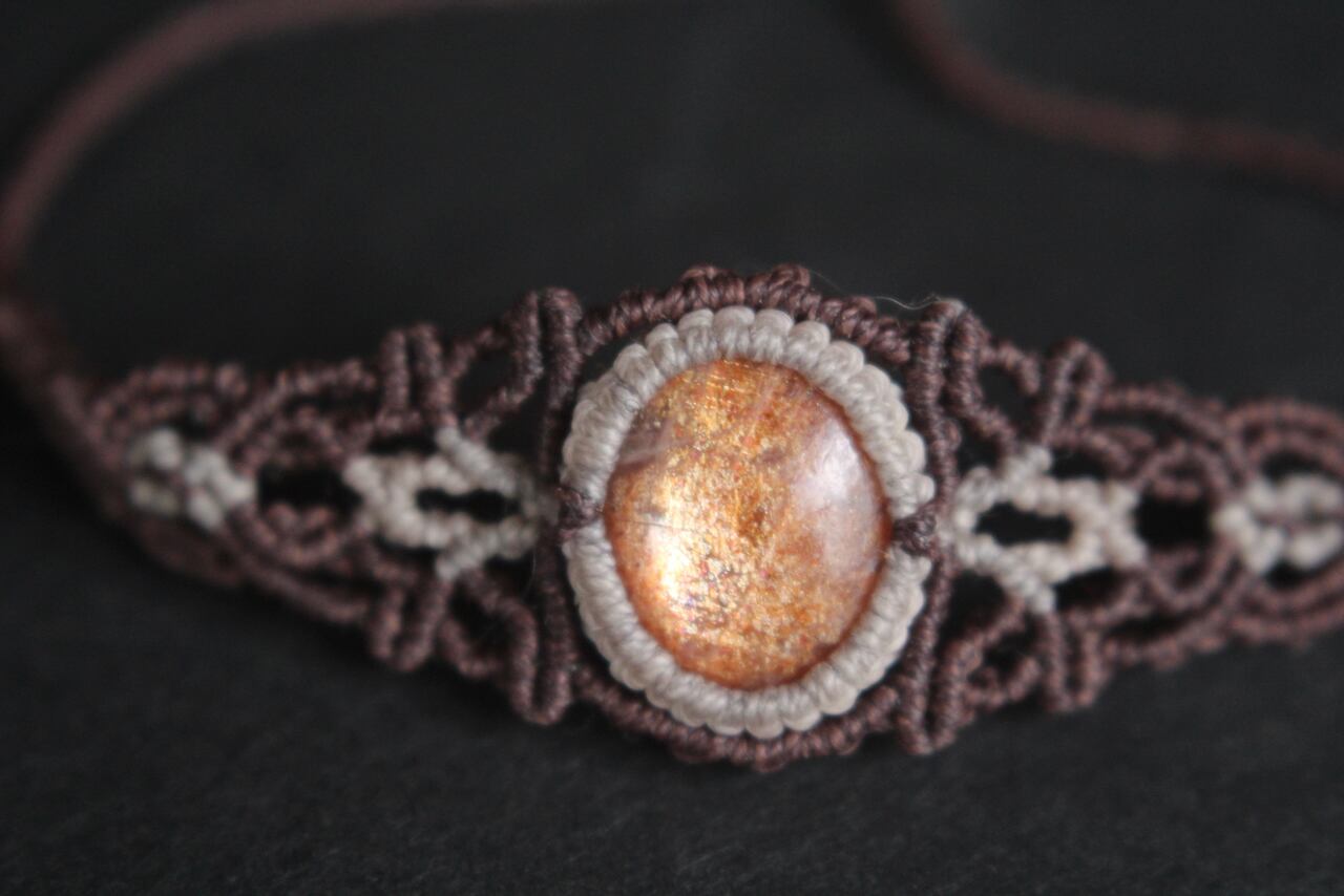 Sunstone micro macrame bracelet