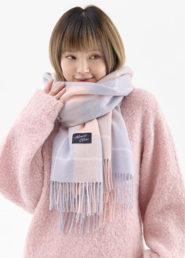 ☆LE SSERAFIM ウンチェ 着用！！【Almostblue】BLUSH CHECK MUFFLER