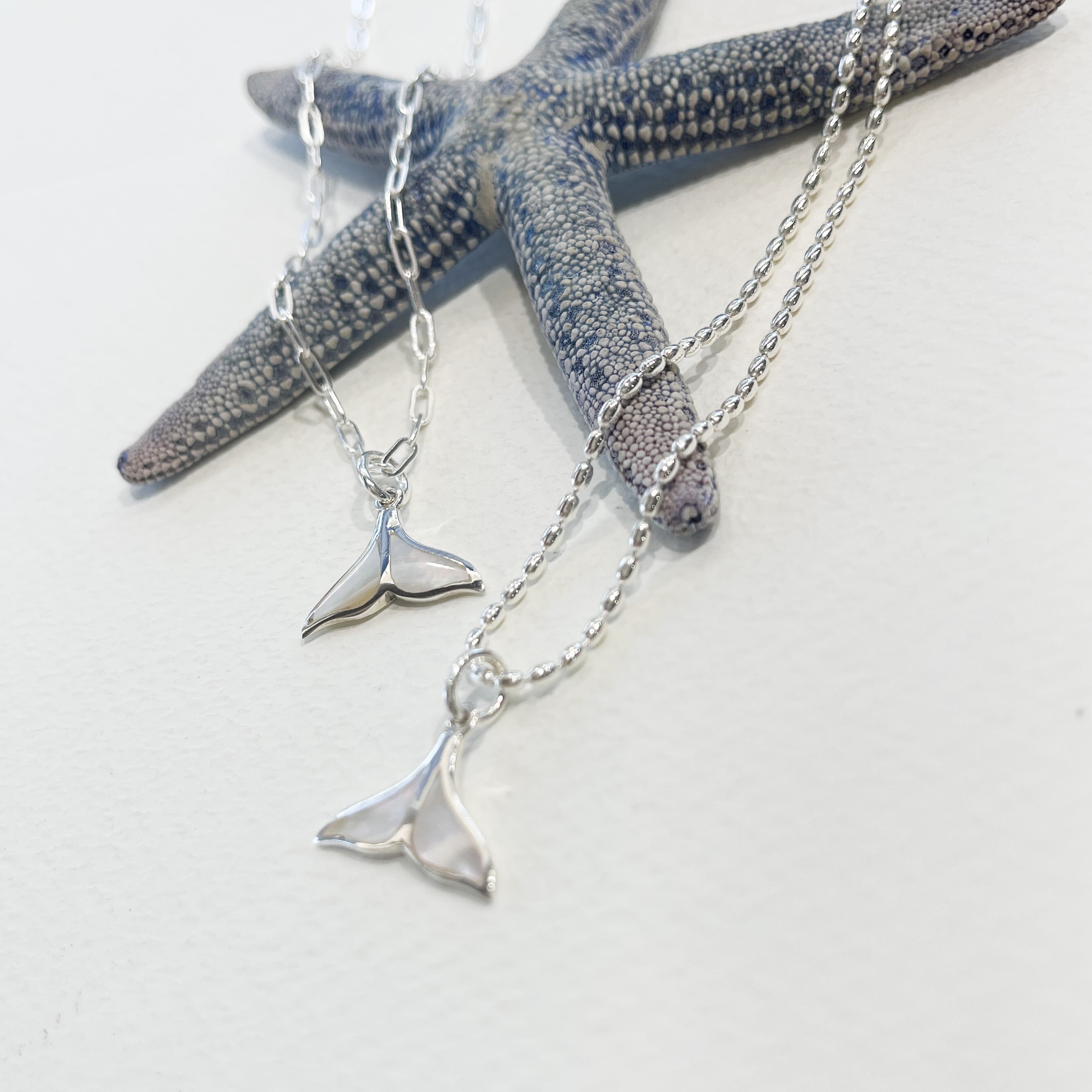 白蝶貝ホエール テイル 鯨の尻尾 ペンダント （チェーン オプション