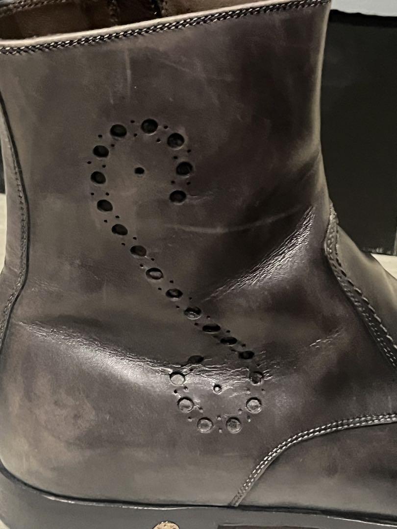 dolce & gabbanaロングノーズ　サイドジップブーツ　メダリオン dolce & gabbanaロングノーズサイドジップブーツメダリオン